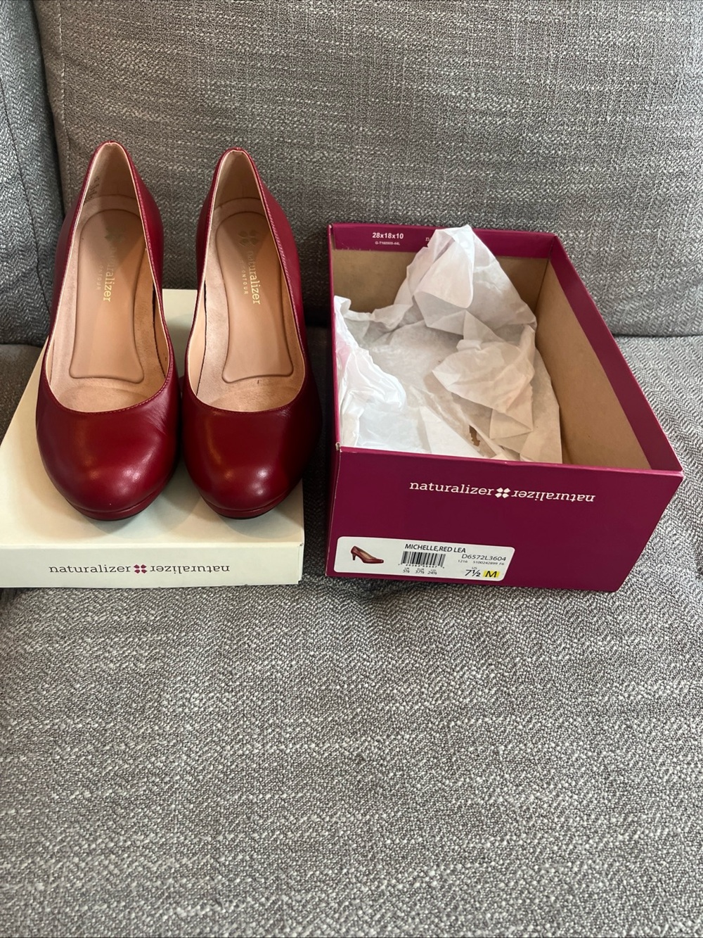 Naturalizer N5 Contour Michelle Red Platform Heels 7.5 EUC With Box
